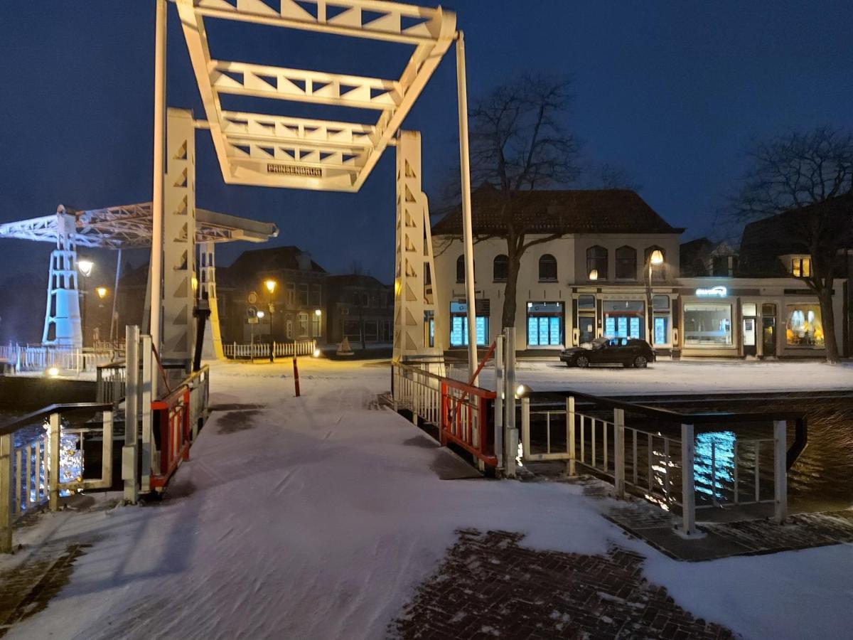 Airbnb 'Logeren Aan Het Plein' In Het Centrum Van Meppel Εξωτερικό φωτογραφία