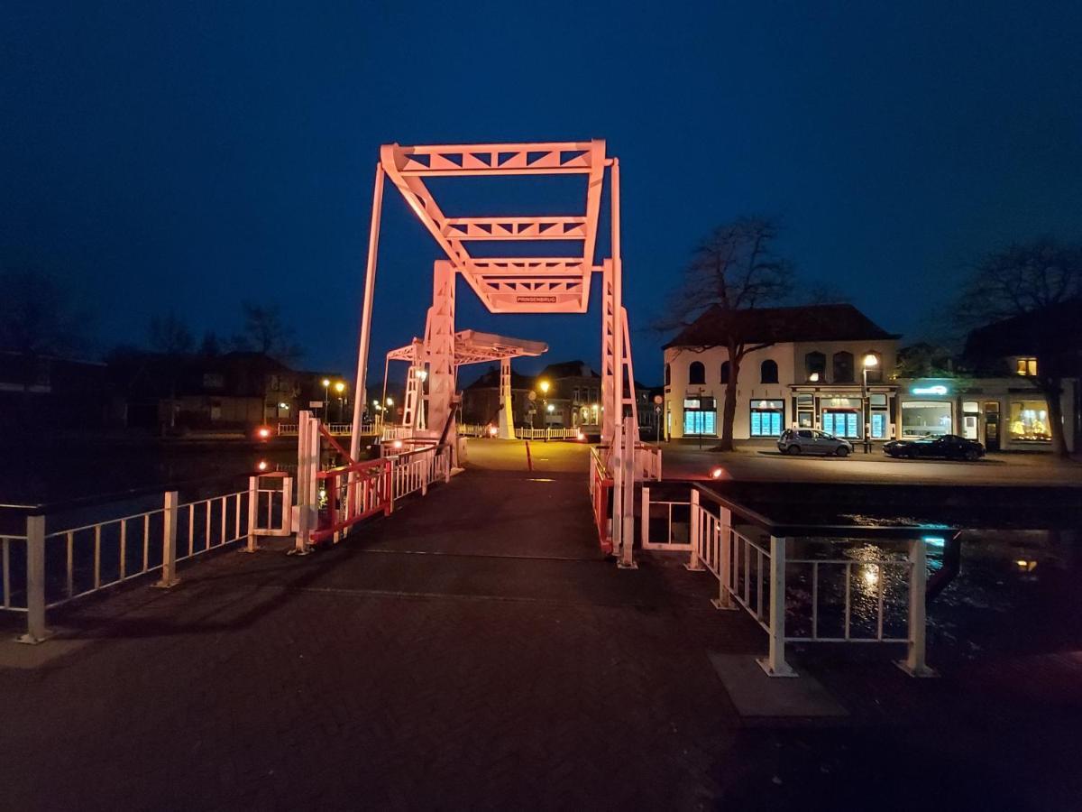 Airbnb 'Logeren Aan Het Plein' In Het Centrum Van Meppel Εξωτερικό φωτογραφία