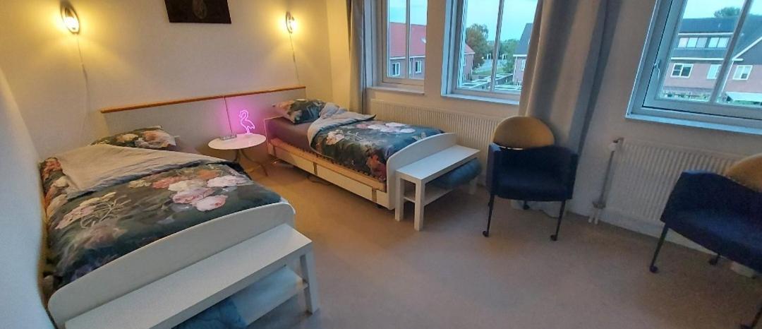 Airbnb 'Logeren Aan Het Plein' In Het Centrum Van Meppel Δωμάτιο φωτογραφία